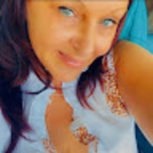 Meet your Posher, Liz